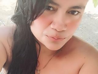 EmmaRossi - Live porn &amp; sex cam - 25099761