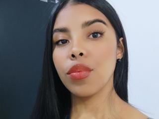 EmiliaHott69 - Sexe cam en vivo - 25103701