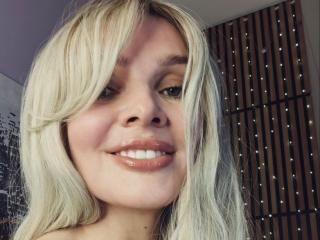 MoniDream - Live porn &amp; sex cam - 25107885