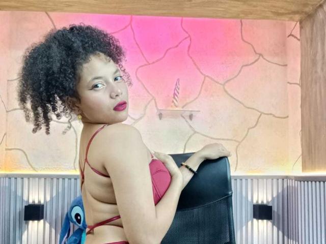 DanellaVera - Sexe cam en vivo - 25112789