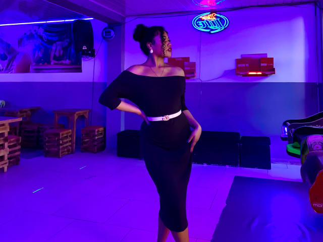 SophieSonyas - ライブポルノ&amp;セックスカム - 25113817