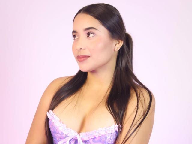 LucyCarson - Sexe cam en vivo - 25115069