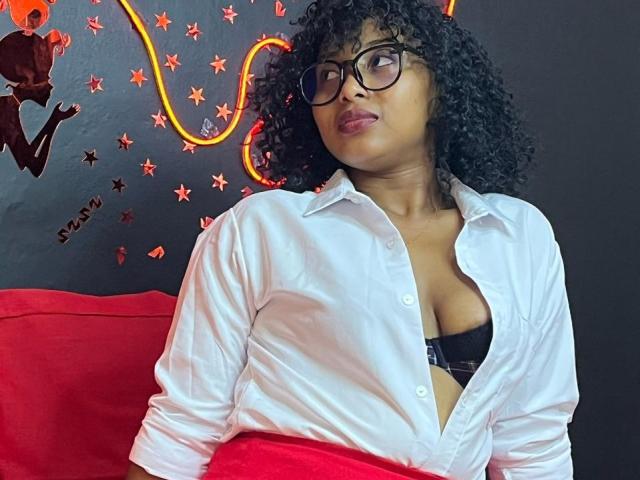 LolaDesir - Live porn &amp; sex cam - 25118045