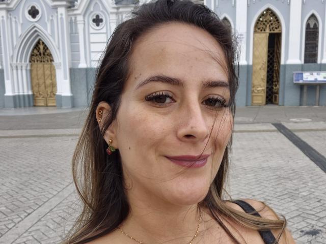 RousseMelinda - Live porn &amp; sex cam - 25120693