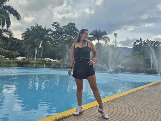 RousseMelinda - Live sex cam - 25120713