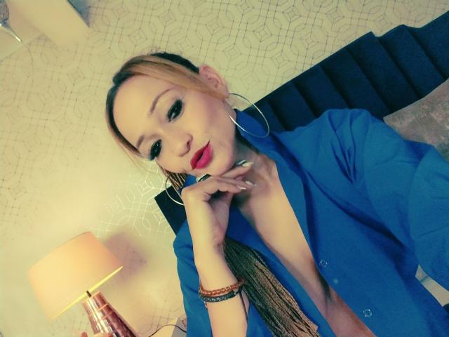 AgathaStone - Sexe cam en vivo - 25121961