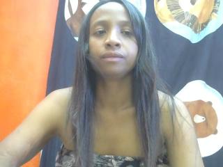 Carinehotlove - Live Sex Cam - 25125209