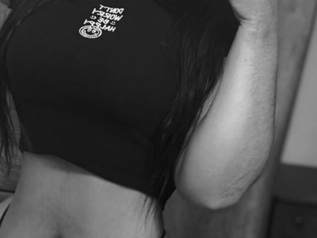 AmaliaDalton - פורנו בשידור חי ומצלמת סקס - 25125805