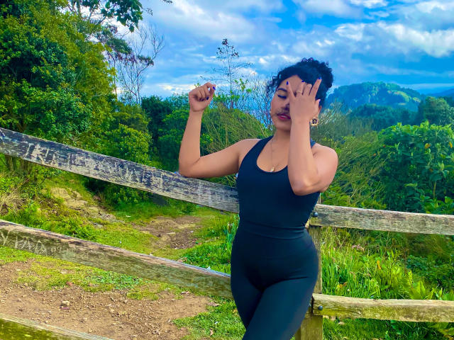 SophieSonyas - Live porn &amp; sex cam - 25128161