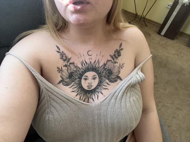 DiLaria - Live porn &amp; sex cam - 25136681