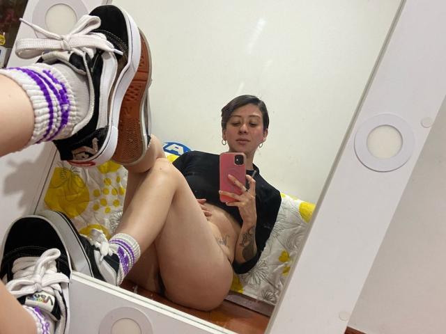 ValeriaNaughtySex - Sexe cam en vivo - 25136901