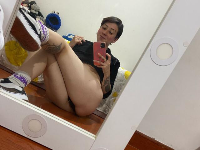 ValeriaNaughtySex - Live porn &amp; sex cam - 25136913