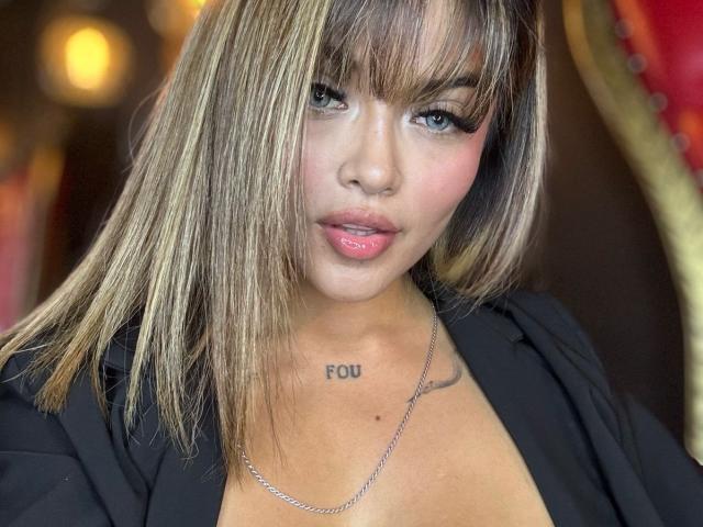 MajoJones - Porno na żywo i seks kamera - 25137321