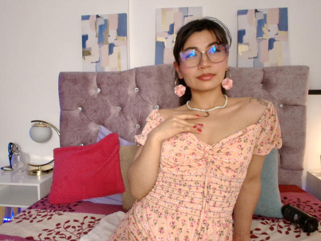 SeleneLeon - Live porn &amp; sex cam - 25145453