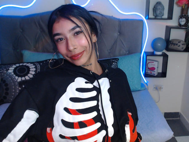 MaddyParker - Live porn &amp; sex cam - 25145685