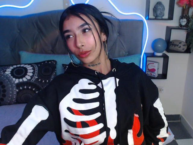 MaddyParker - Live porn &amp; sex cam - 25145689