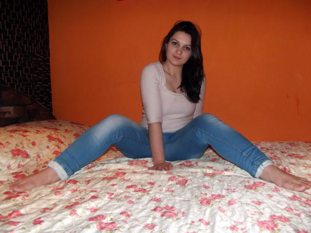 RosyAmberForU - Sexe cam en vivo - 2514573