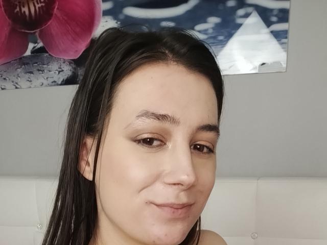 JuliaHuntis - Live sex cam - 25146313