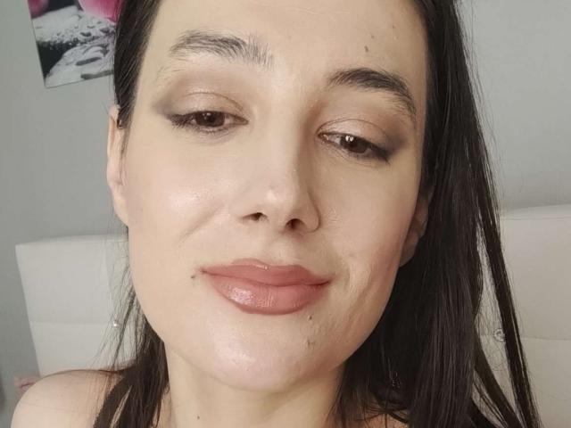 JuliaHuntis - Live porn &amp; sex cam - 25146353