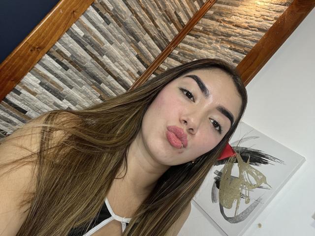 SharonKlart - Live porn &amp; sex cam - 25148677