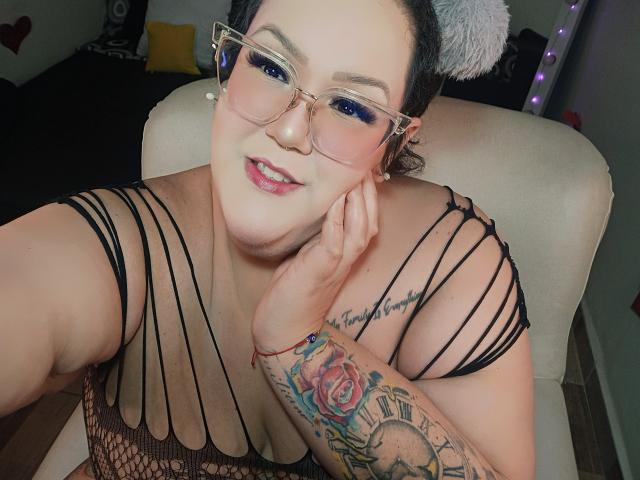 GiannaMorrys - Live porn &amp; sex cam - 25151369