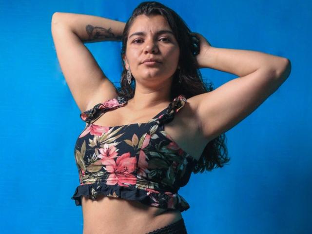 BulmaHot - Live sex cam - 25153585