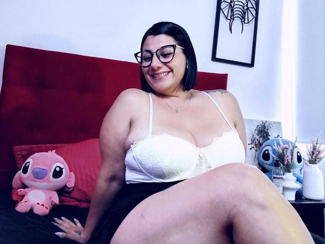 AngeleRoux - Élő pornó és szexkamera - 25154409