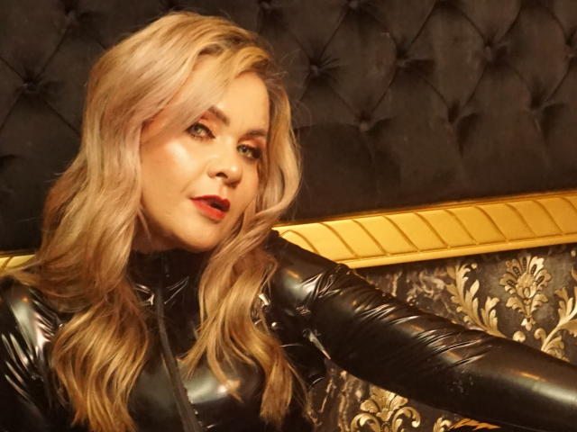 VictoriiaGray - Live Sex Cam - 25155173