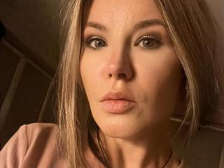 LauraTasty - Live porn &amp; sex cam - 25157517