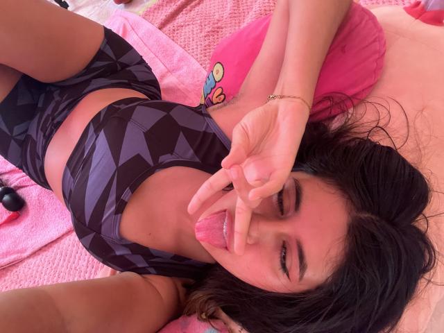 MaiaHairy - Live sex cam - 25159809