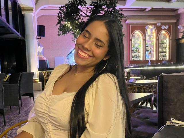 SiennaTaylor - Sexe cam en vivo - 25159861