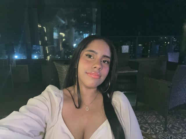 SiennaTaylor - Sexe cam en vivo - 25159893