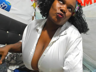 AgathaBlossom - Live porn &amp; sex cam - 25168485