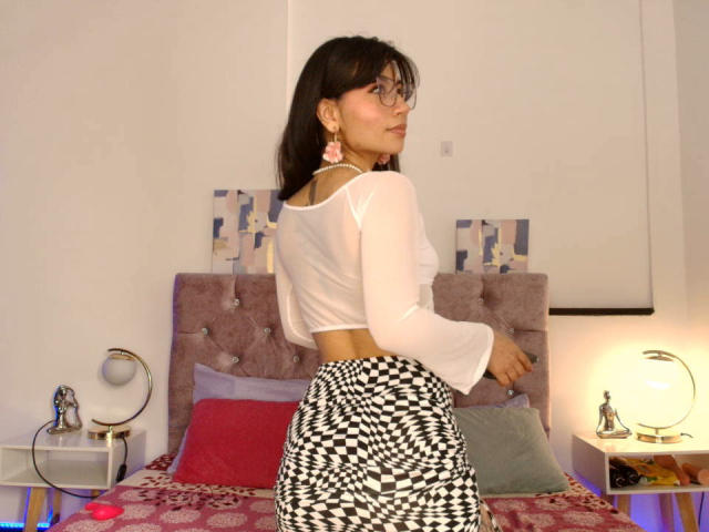 SeleneLeon - Live sexe cam - 25168945