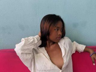 AureliieLeroy - Live sexe cam - 25172481