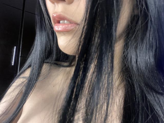 DeisyWest - Live sex cam - 25173789