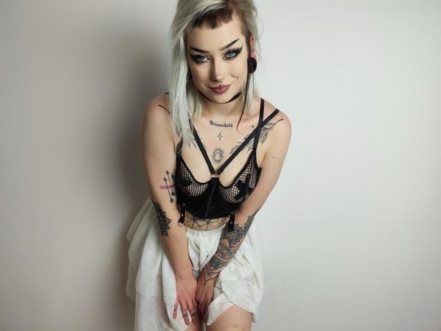 VivianDominant - Live porn &amp; sex cam - 25174493