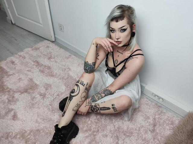 VivianDominant - Live porn &amp; sex cam - 25174497