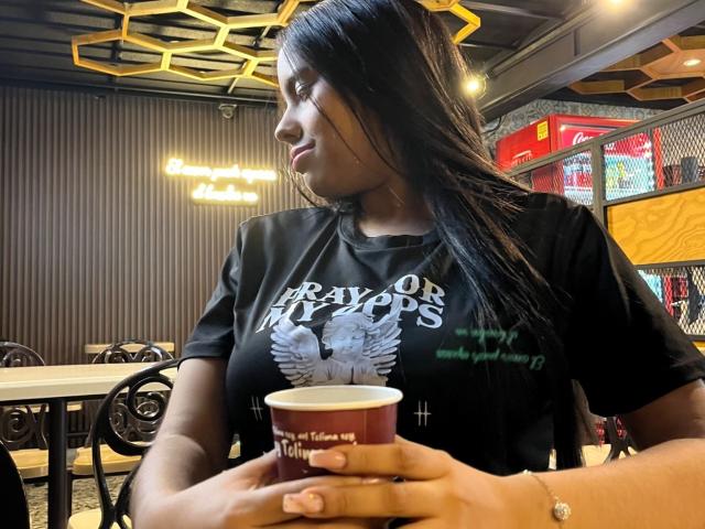 SiennaTaylor - Live sexe cam - 25175173