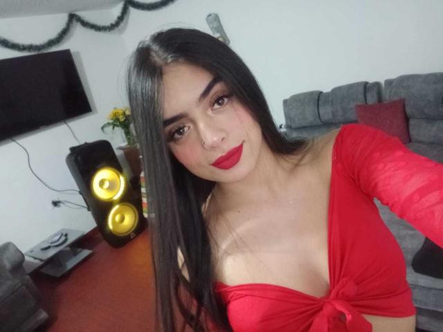 EmaRosee - Live porn &amp; sex cam - 25175317