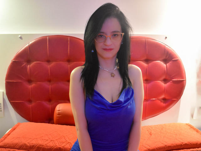 AlanaMoneth - Live porn &amp; sex cam - 25175477