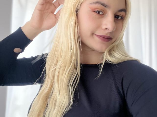 AtheneaRossi - ライブポルノ&amp;セックスカム - 25179253