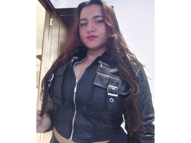 ElsaSantos - Live Sex Cam - 25179265