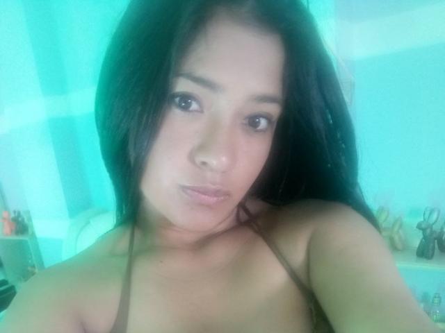 ArianithaXox - Live porn &amp; sex cam - 25181885