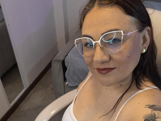 LadyNylonOh - Live Sex Cam - 25184601