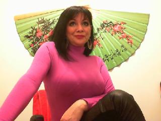 SweetJugs4U - Live Sex Cam - 2518705