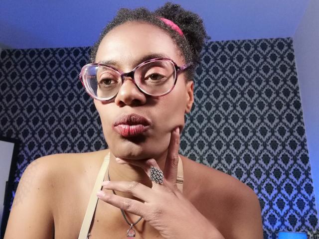 MatildaLujan - Sexe cam en vivo - 25190633