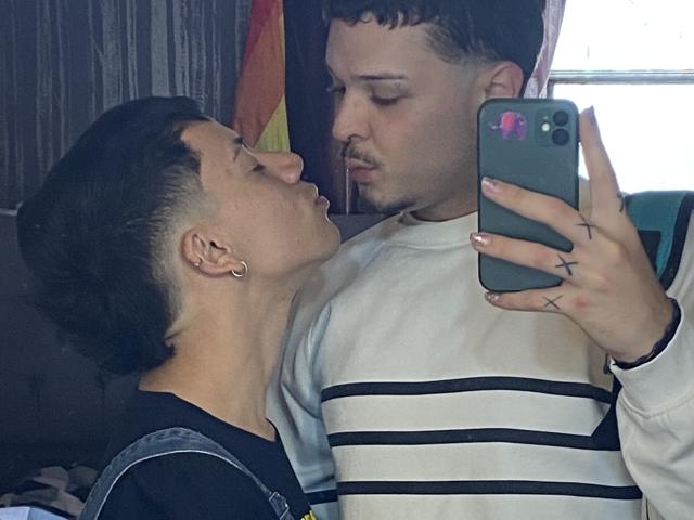 AronJames - Live porn &amp; sex cam - 25193057