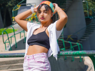 CloeesSuarez - сексуальная веб-камера в реальном времени - 25193765