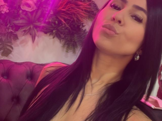 NahomyStone - Live porn &amp; sex cam - 25196617